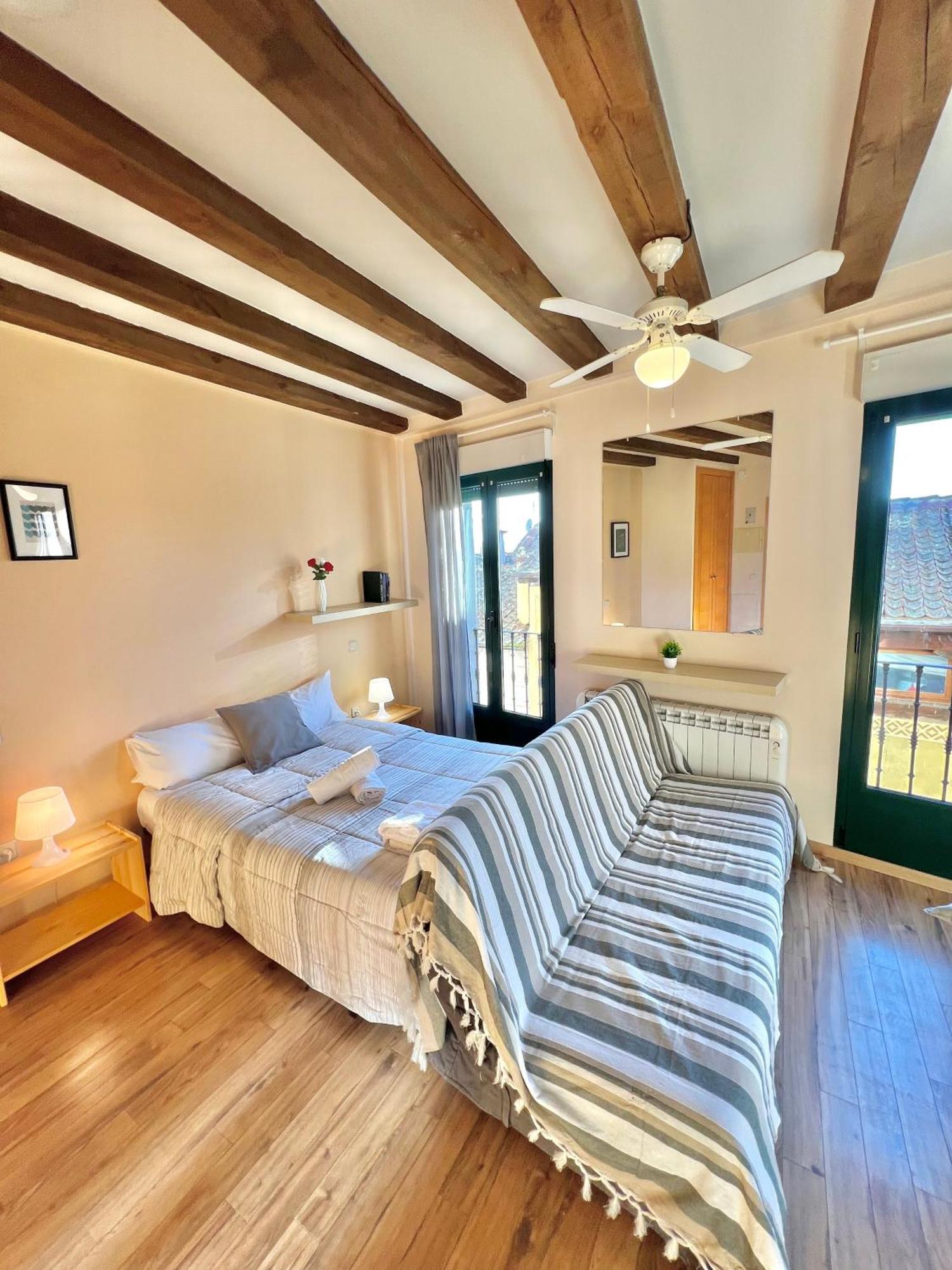 Apartamento En Plaza Mayor De Segovia Exteriör bild